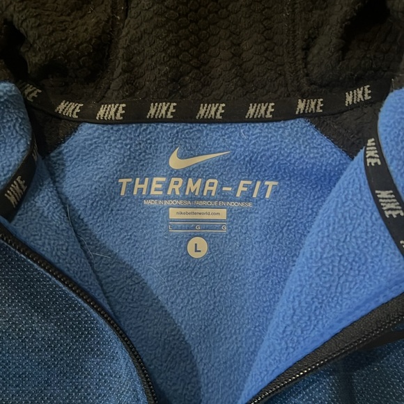 Nike Therma-Fit Zip Jacket - Picture 2 of 2